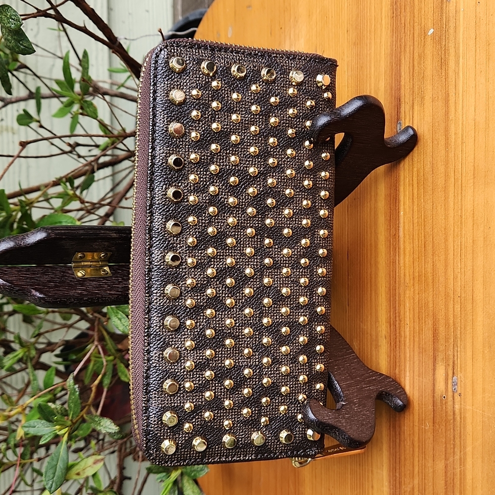 MICHAEL KORS JET SET TRAVEL BROWN MK PVC+GOLD STUD ZIP-AROUND CONTINENTAL WALLET